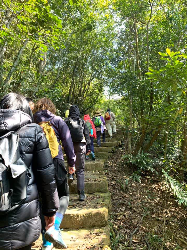 內湖金面山採石場大岩壁老蝦朝聖練走團