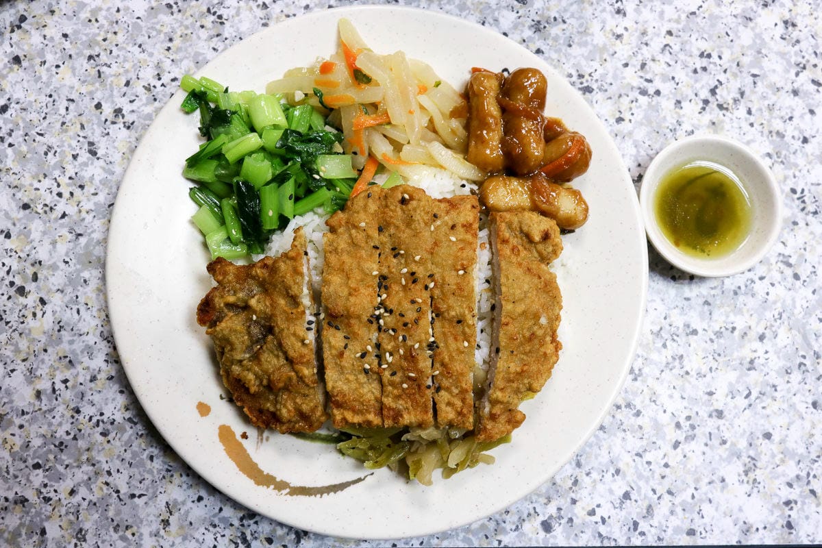 台北清香排骨王!好吃厚切排骨一排兩吃中式椒麻雞腿與蛋花湯別放過可外送 - 第9張圖 台北清香排骨王!好吃厚切排骨一排兩吃中式椒麻雞腿與蛋花湯別放過可外送