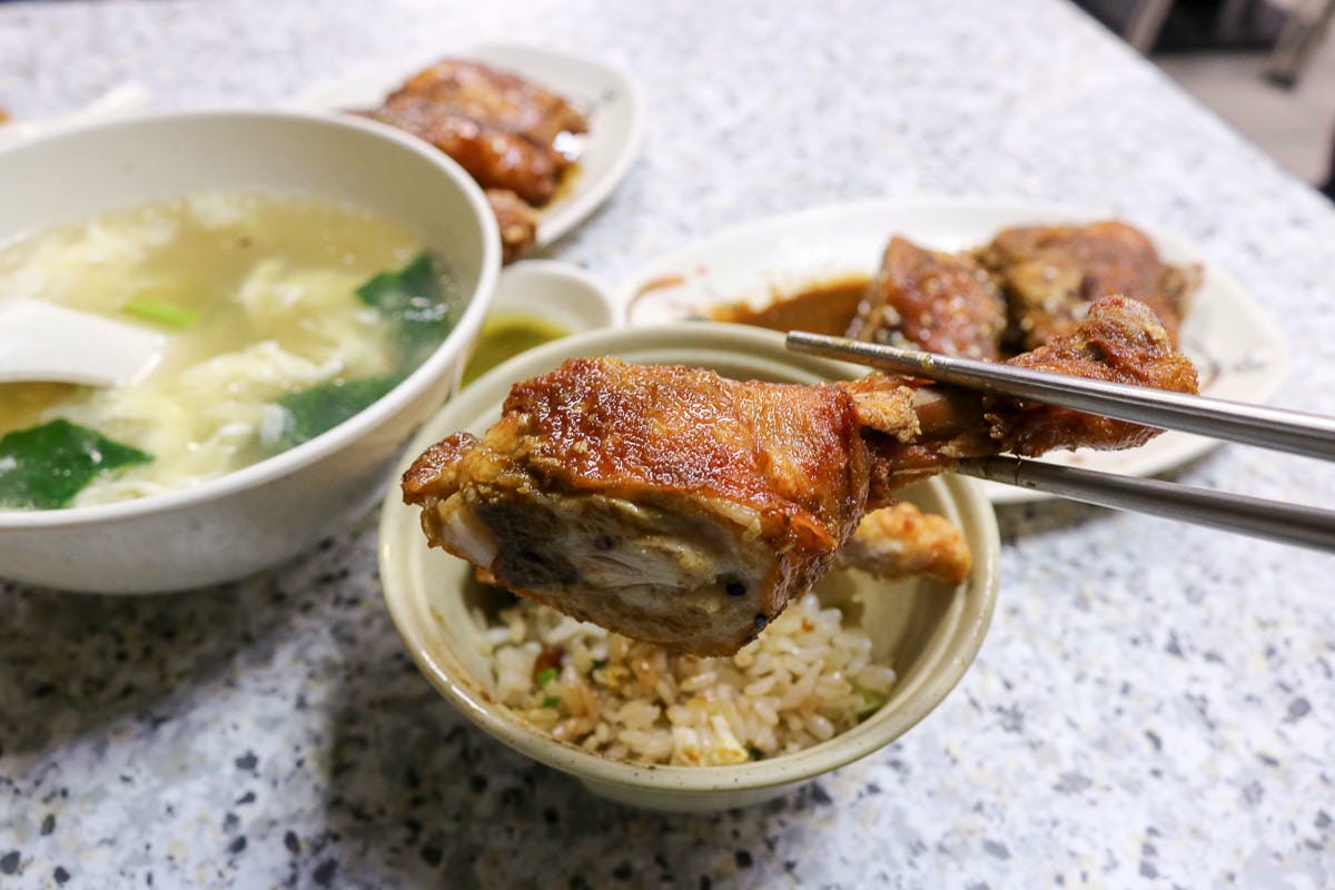 台北清香排骨王!好吃厚切排骨一排兩吃中式椒麻雞腿與蛋花湯別放過可外送 - 第38張圖 台北清香排骨王!好吃厚切排骨一排兩吃中式椒麻雞腿與蛋花湯別放過可外送