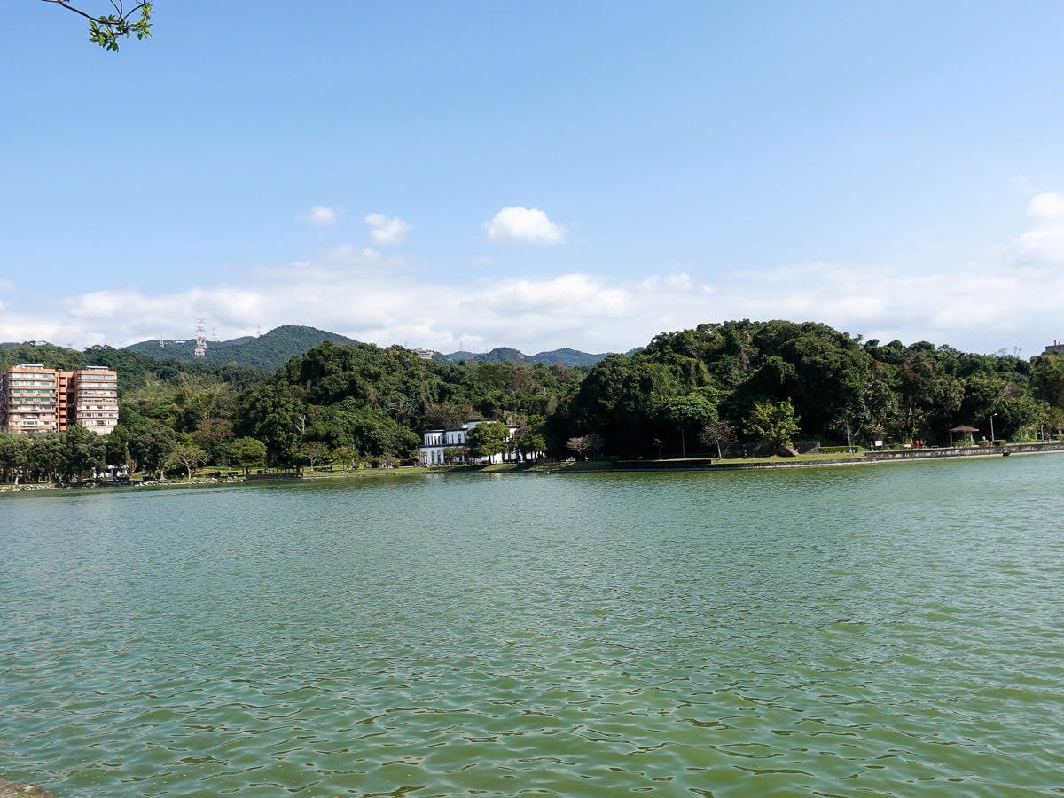 內湖金面山採石場大岩壁 路線飛簷走壁不回頭之Google地圖沒有的登山步道