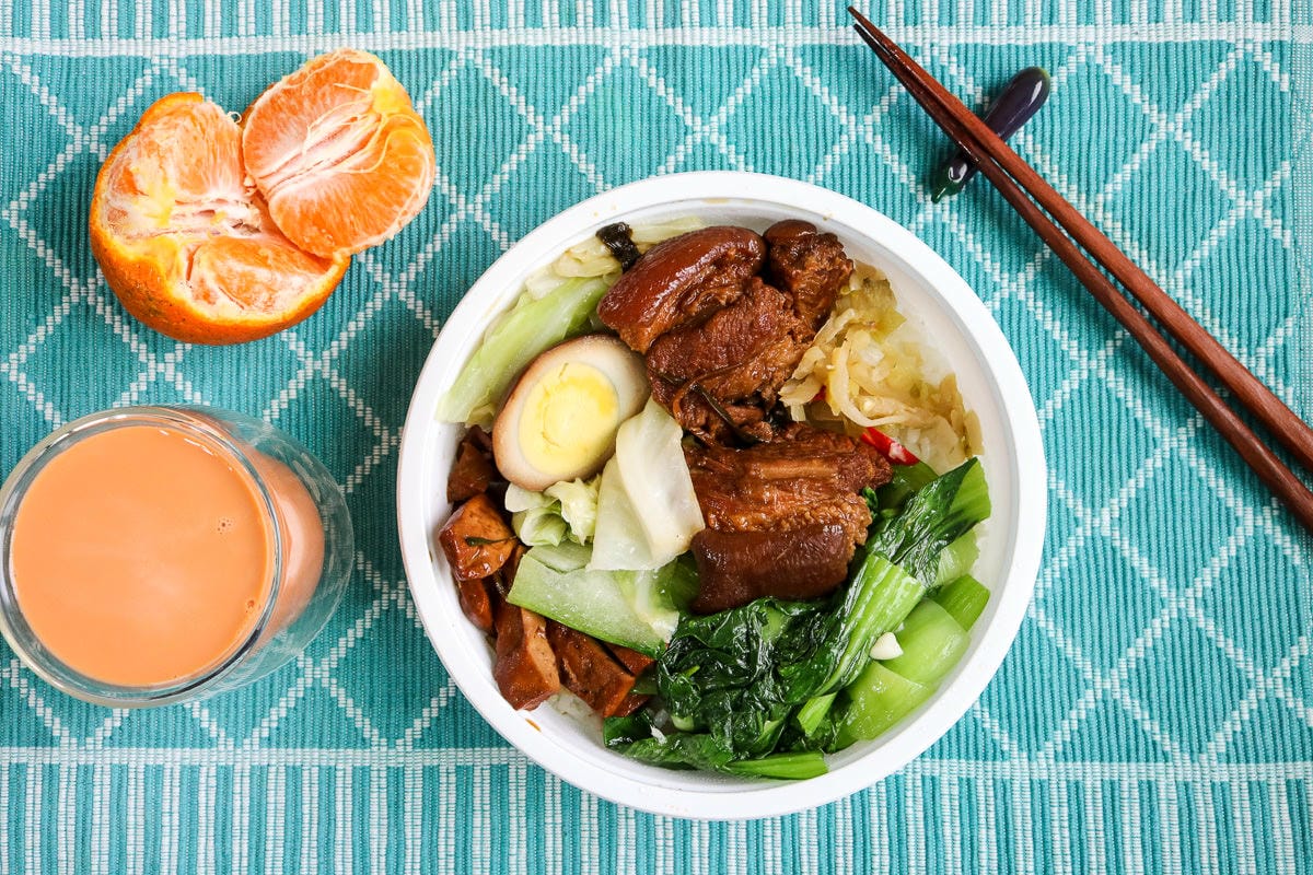 內湖綠葉飯包 價格實惠菜多份量足 內湖鄉民口中圓便當就是綠葉