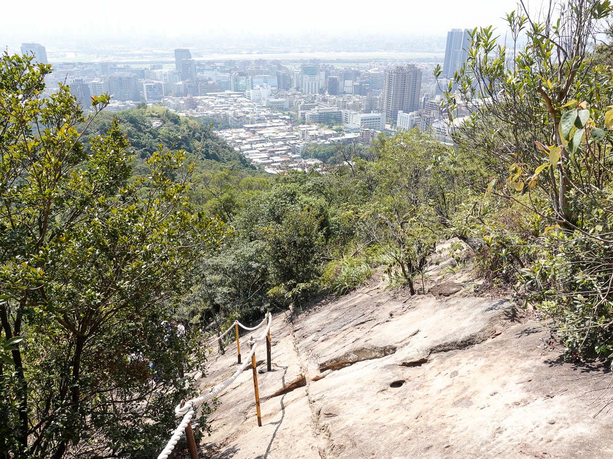 台北大縱走內湖忠勇山劍潭圓山支線老地方觀機平台 健行登山步道比你想得更豐富