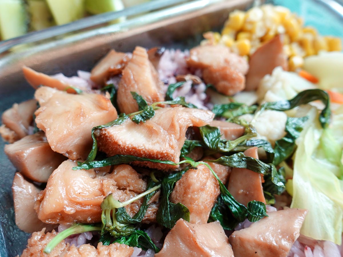 內湖素食便當外送 小鳥不吃肉 每日限定主菜記得電話預約