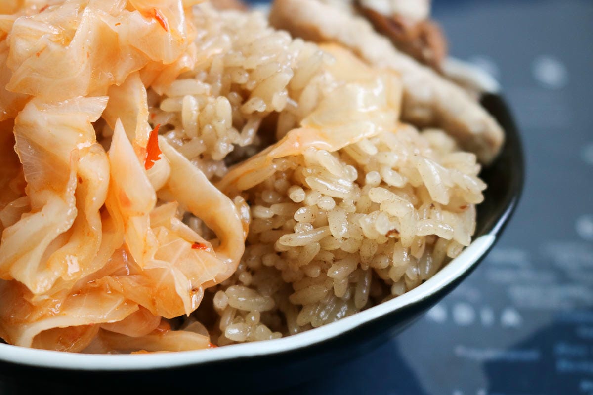 內湖油飯 湖光市場康寧路一段 養樂多對面貴子油飯當早午餐剛好 - 第7張圖 內湖油飯 湖光市場康寧路一段 養樂多對面貴子油飯當早午餐剛好