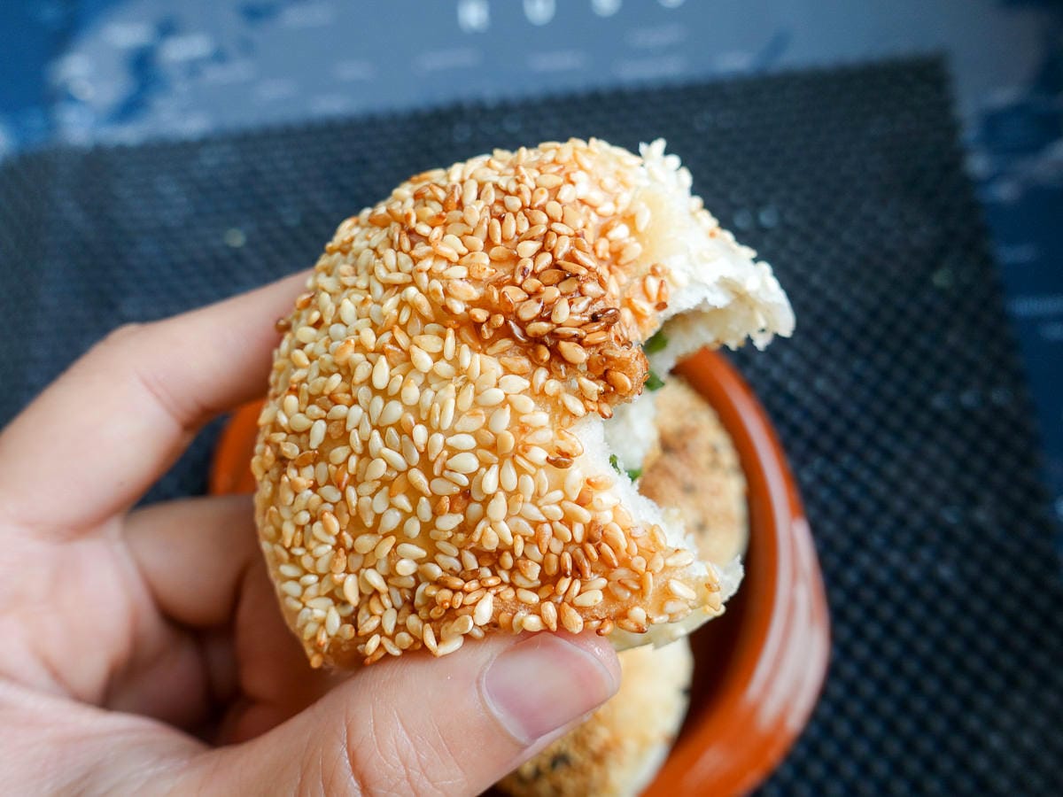 內湖湖光市場鹹酥餅紅豆餅 鼎鼎燒餅當早餐下午茶剛好