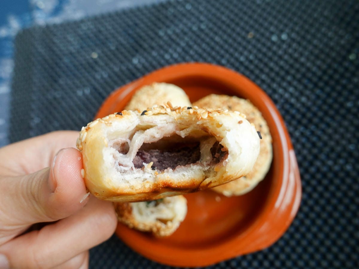 內湖湖光市場鹹酥餅紅豆餅 鼎鼎燒餅當早餐下午茶剛好