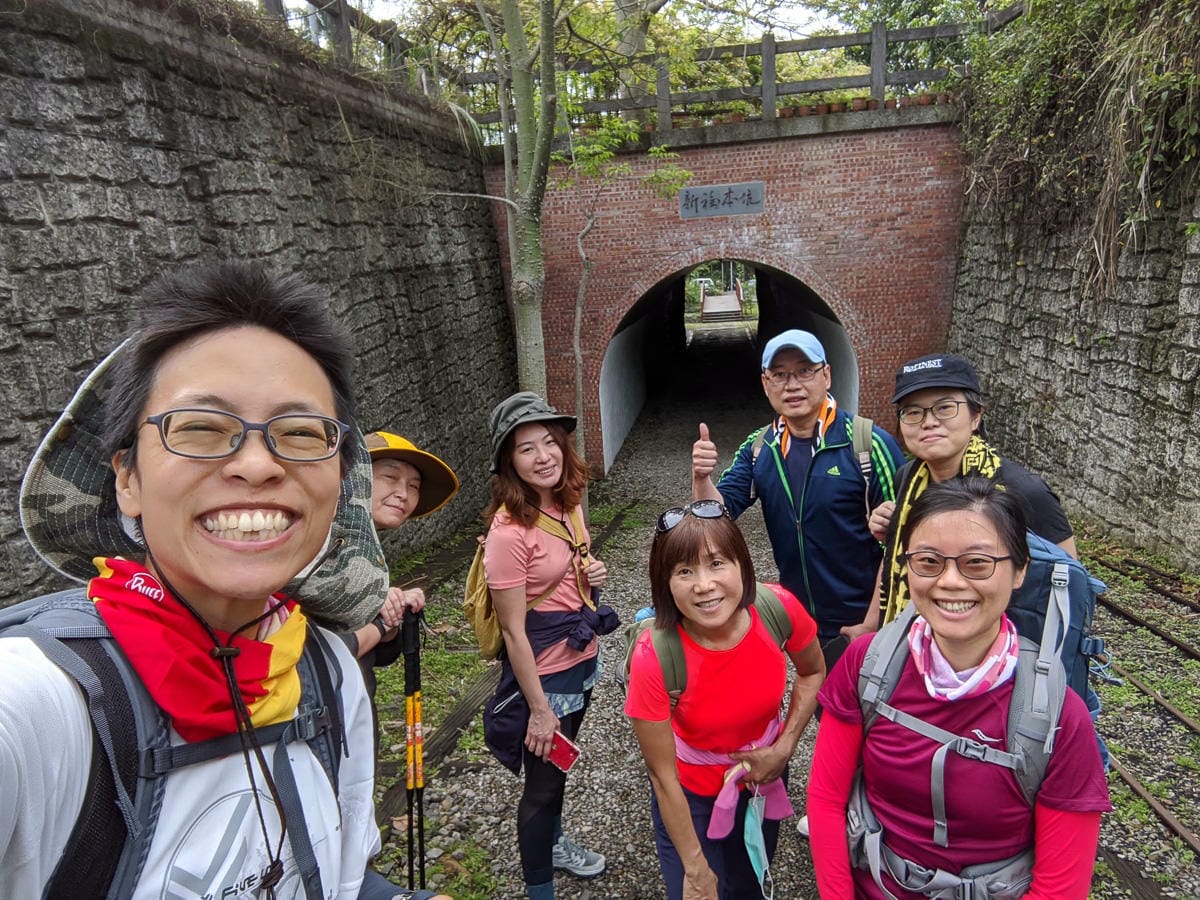 台北內湖碧湖步道 鯉魚山小人國 甜水鴛鴦湖 健行環狀雨天路線