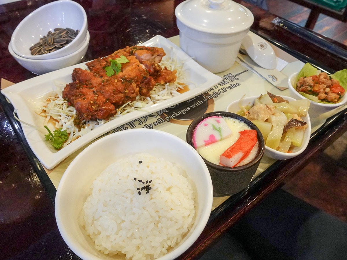 桃園茶自點複合式餐飲 點心套餐火鍋簡餐飲料特大杯意外美味