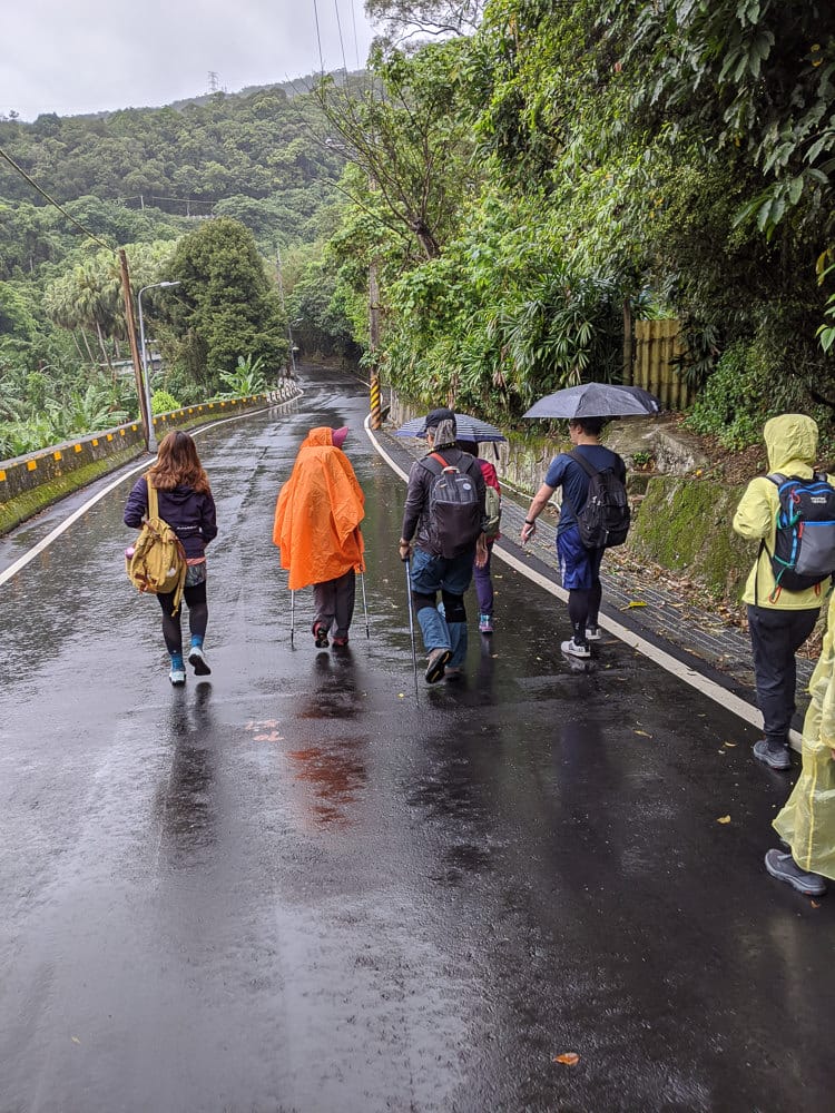 台北爬山遊記 內湖大崙尾山 長壽坡 碧溪步道繞一圈內湖人少好走經典路線