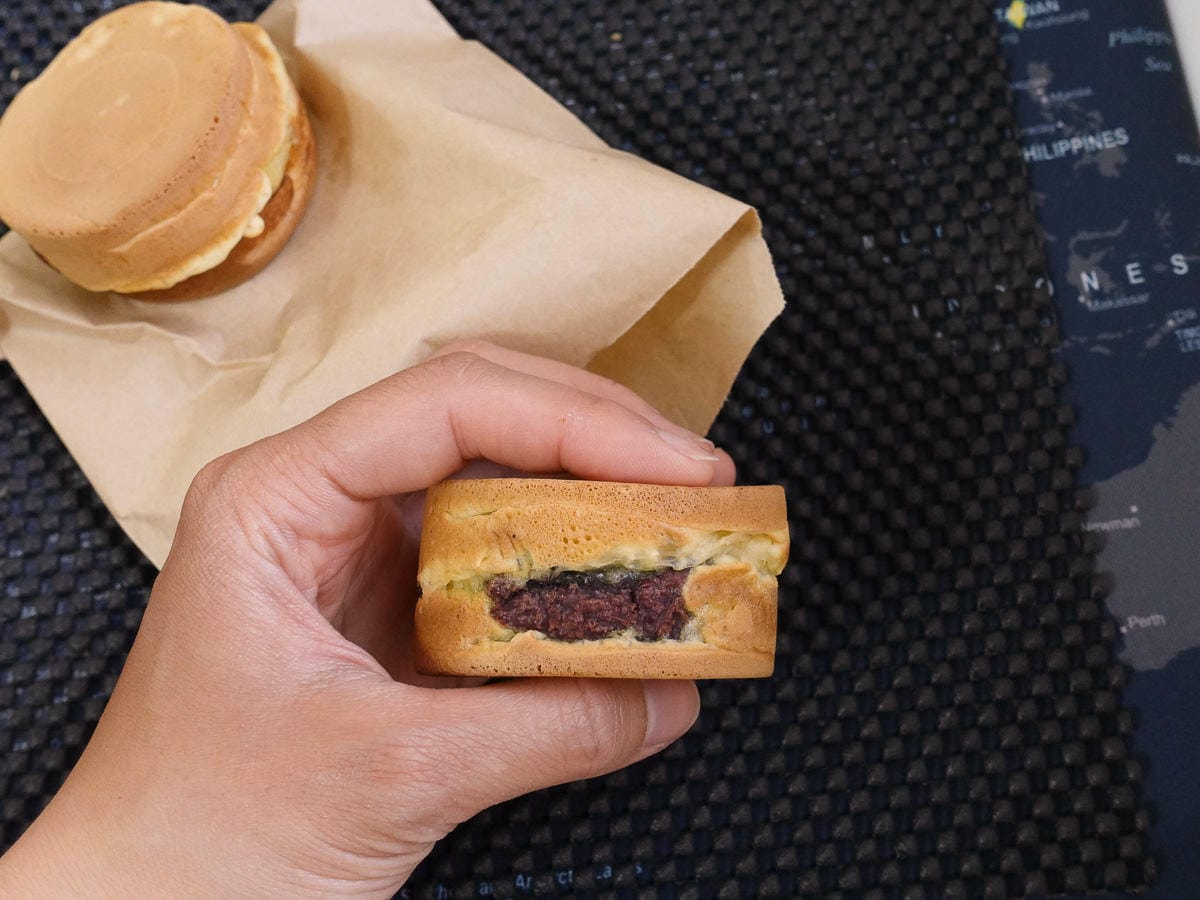 內湖文德黃昏市場 阿桃紅豆餅只要十元銅板下午茶超滿足