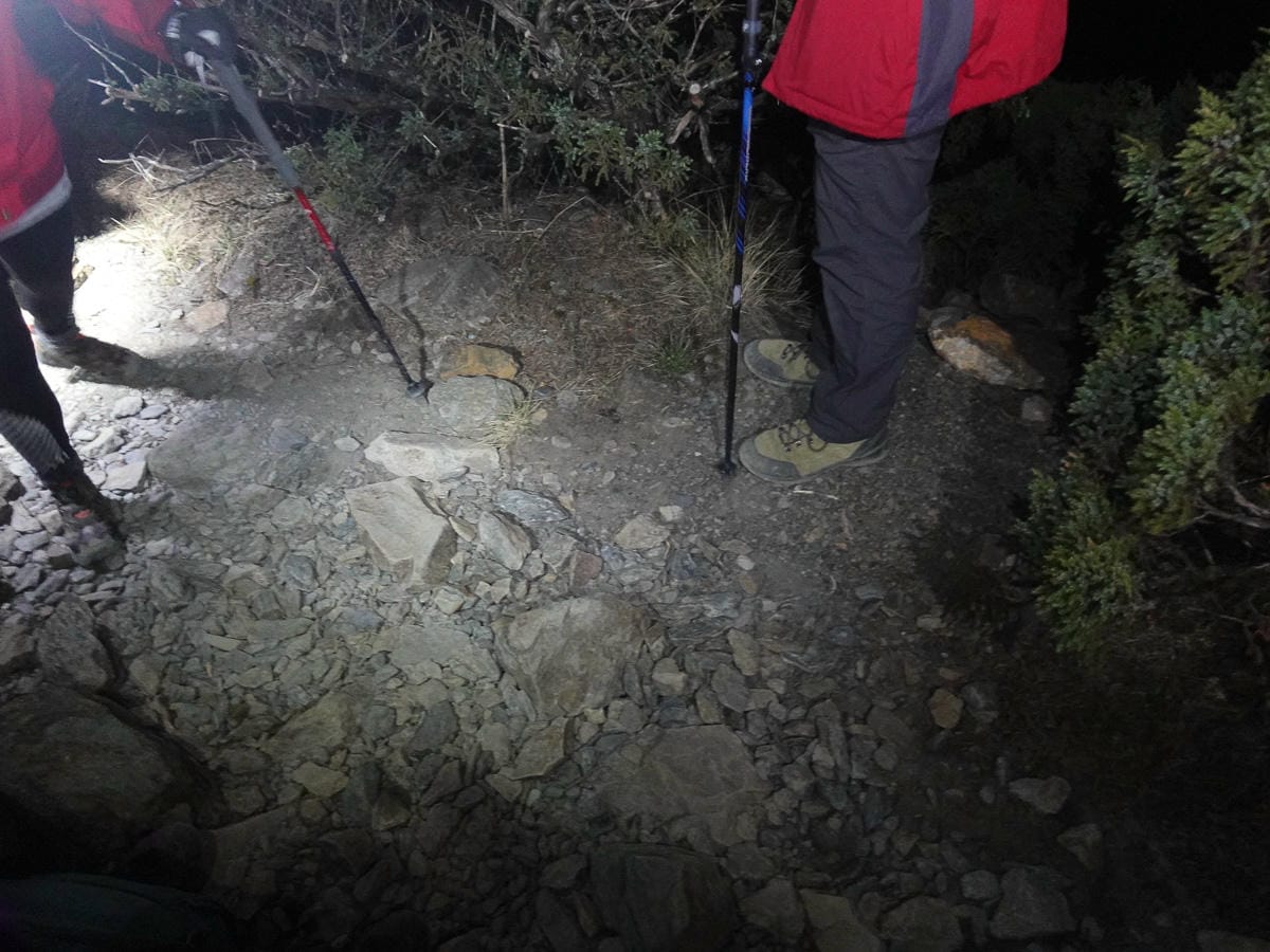 百岳新手玉山主峰兩天兩夜行程日記 Day2 摸黑登頂的人生大事