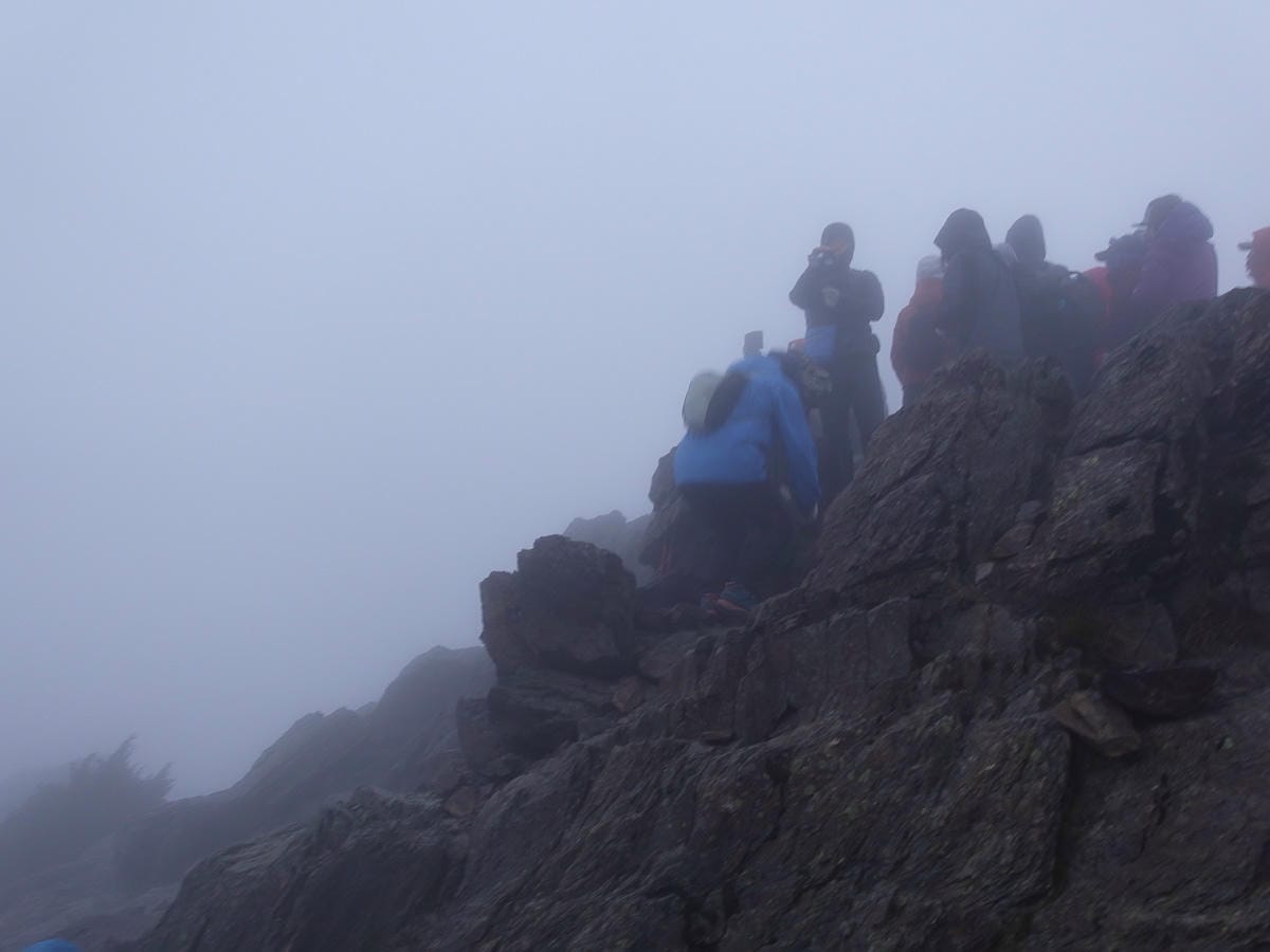 百岳新手玉山主峰兩天兩夜行程日記 Day2 摸黑登頂的人生大事