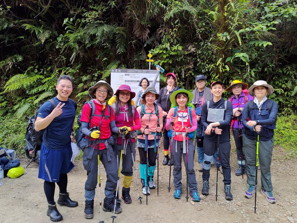 宜蘭松蘿湖單攻一日來回勇腳帶淚 十七歲少女湖面貌只能用驚心動魄形容