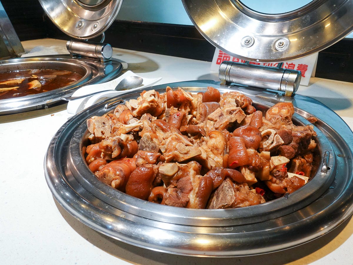 內湖我家牛排成功店 澎湃沙拉吧讓你忘記還有牛排這件事