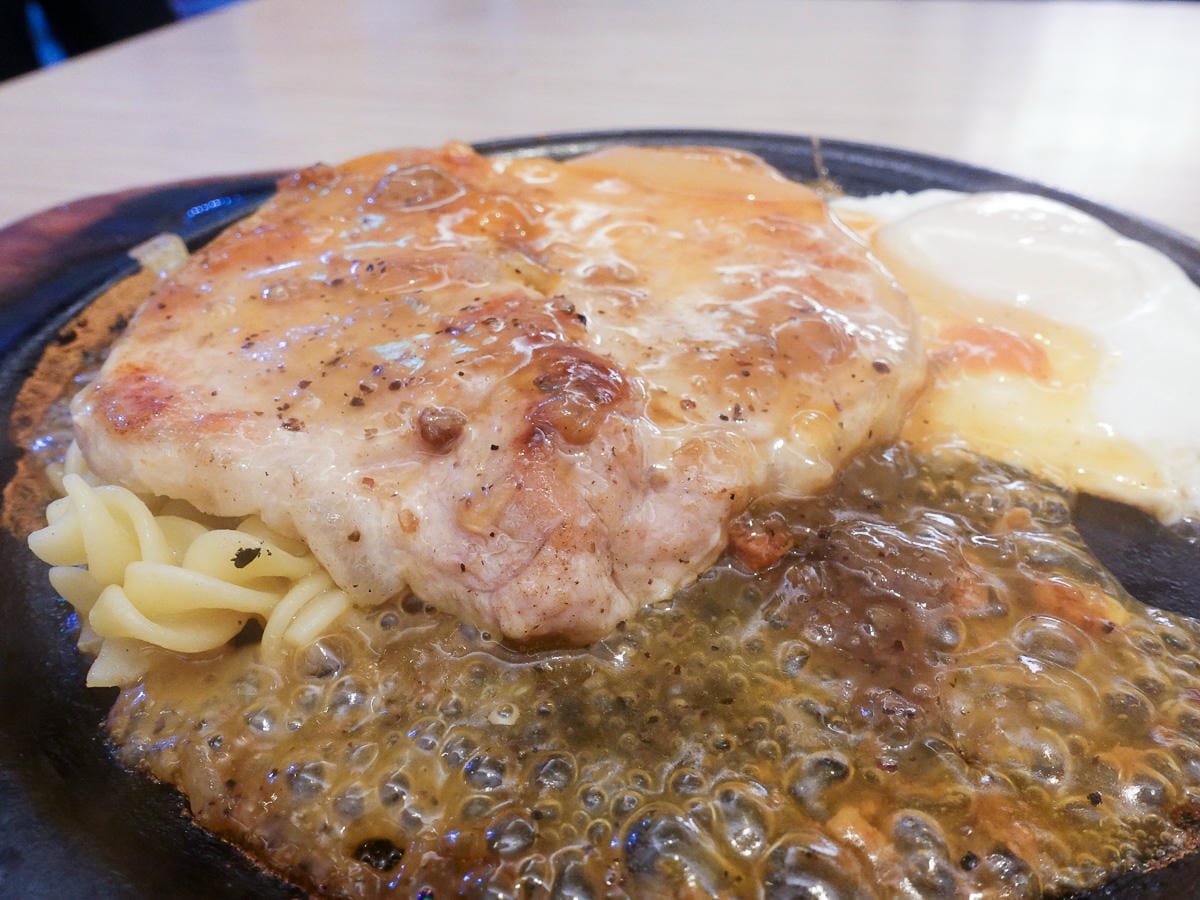 內湖我家牛排成功店 澎湃沙拉吧讓你忘記還有牛排這件事