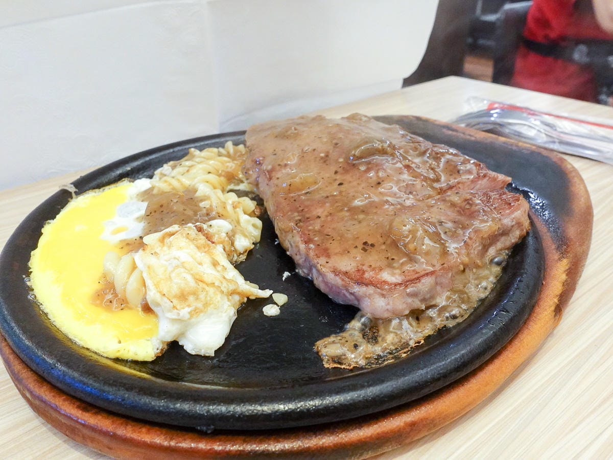 內湖我家牛排成功店 澎湃沙拉吧讓你忘記還有牛排這件事