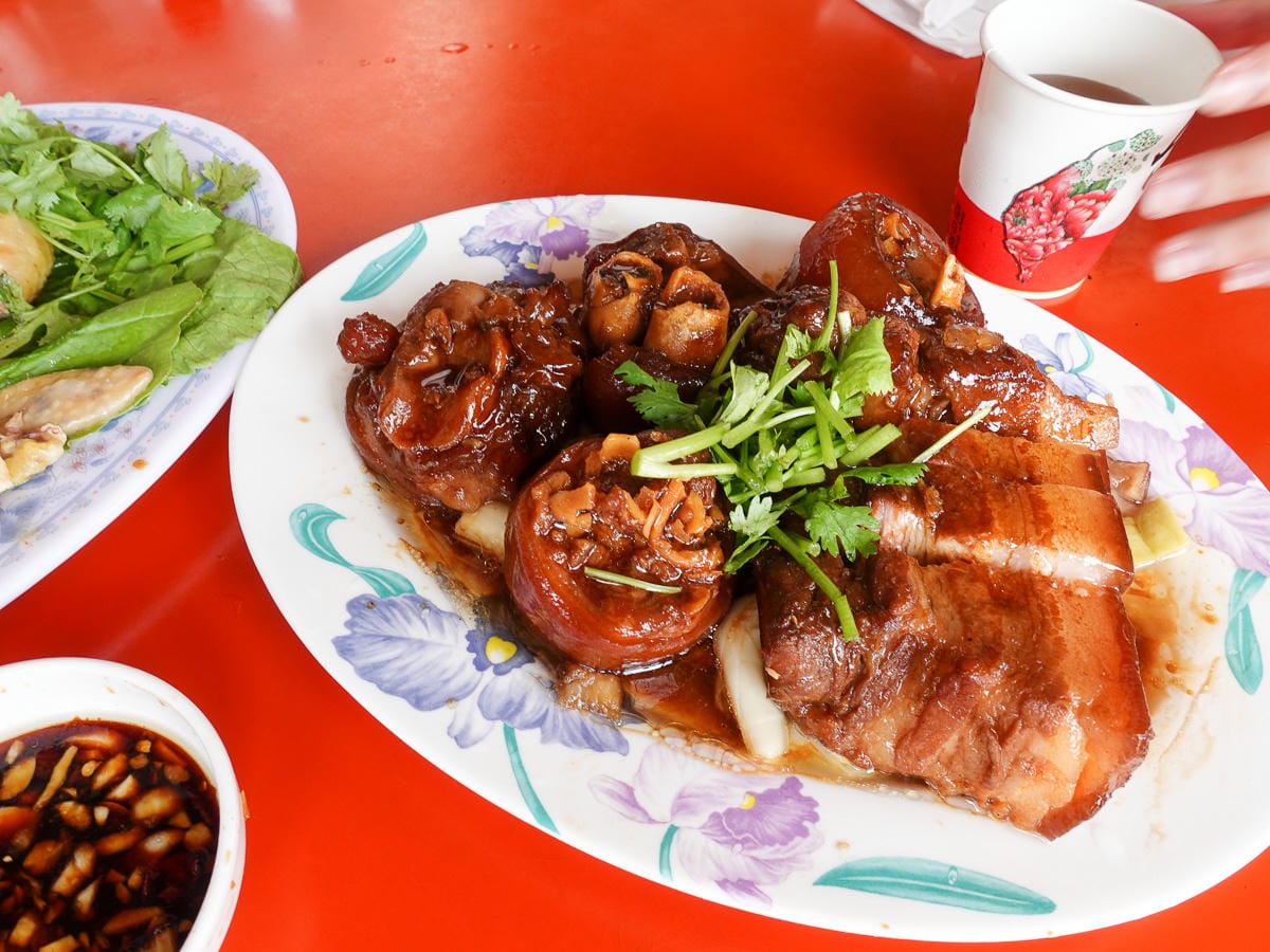 九份金瓜石阿嬤的廚房 人情古早味合菜想吃芋圓還得碰運氣