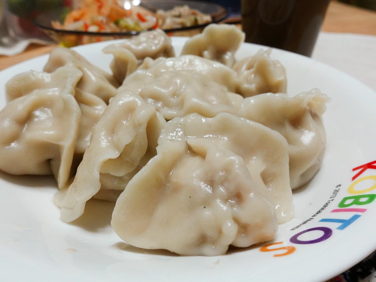 內湖近湖光國宅傳統製麵陽春麵水餃皮 誠信商行西紅柿好手藝水餃會呼吸