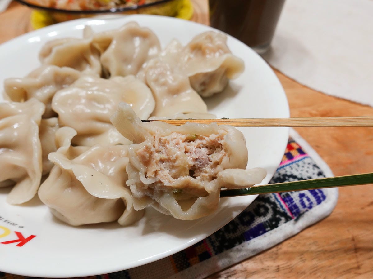 內湖近湖光國宅傳統製麵陽春麵水餃皮 誠信商行西紅柿好手藝水餃會呼吸