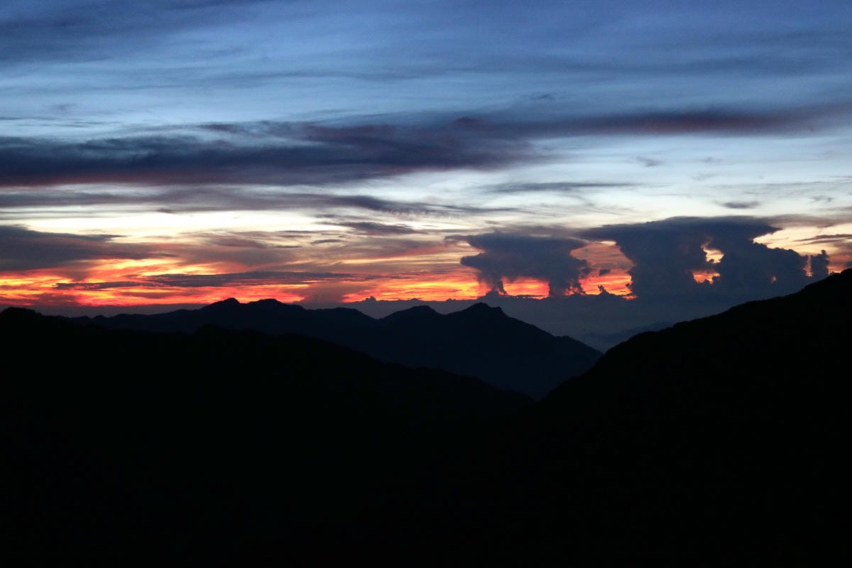 跟老蝦走合歡山兩天一夜 合歡主東峰合歡尖石門山看日出加小奇萊 (中