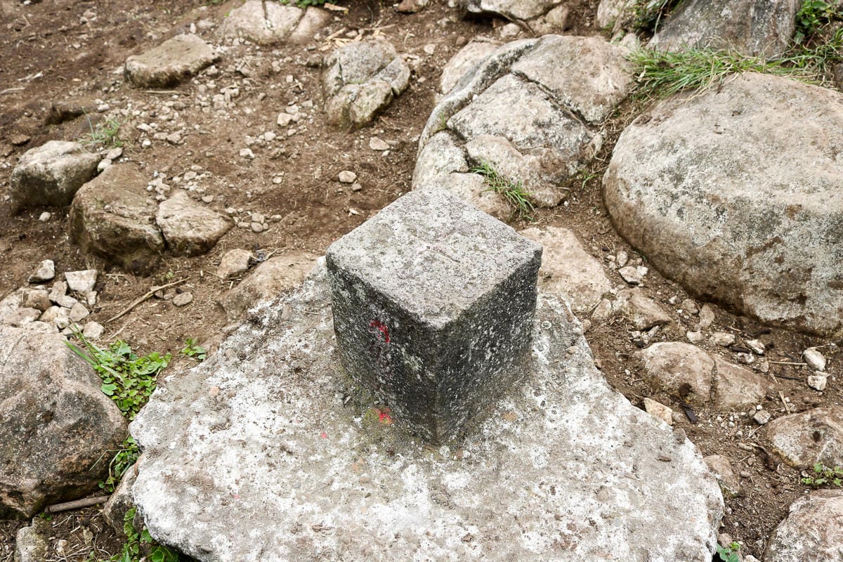 小觀音山群峰 北投三芝健行 直上小觀音山西峰唯美箭竹草坡