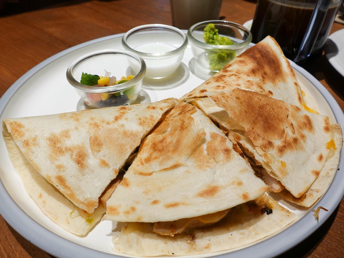 內湖早午餐小初芽 聚餐豐盛聊天吃得開心