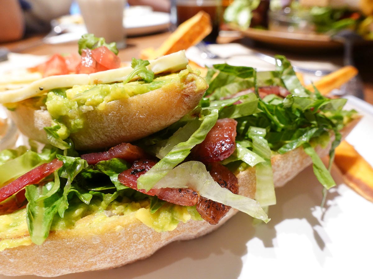 內湖早午餐小初芽 聚餐豐盛聊天吃得開心