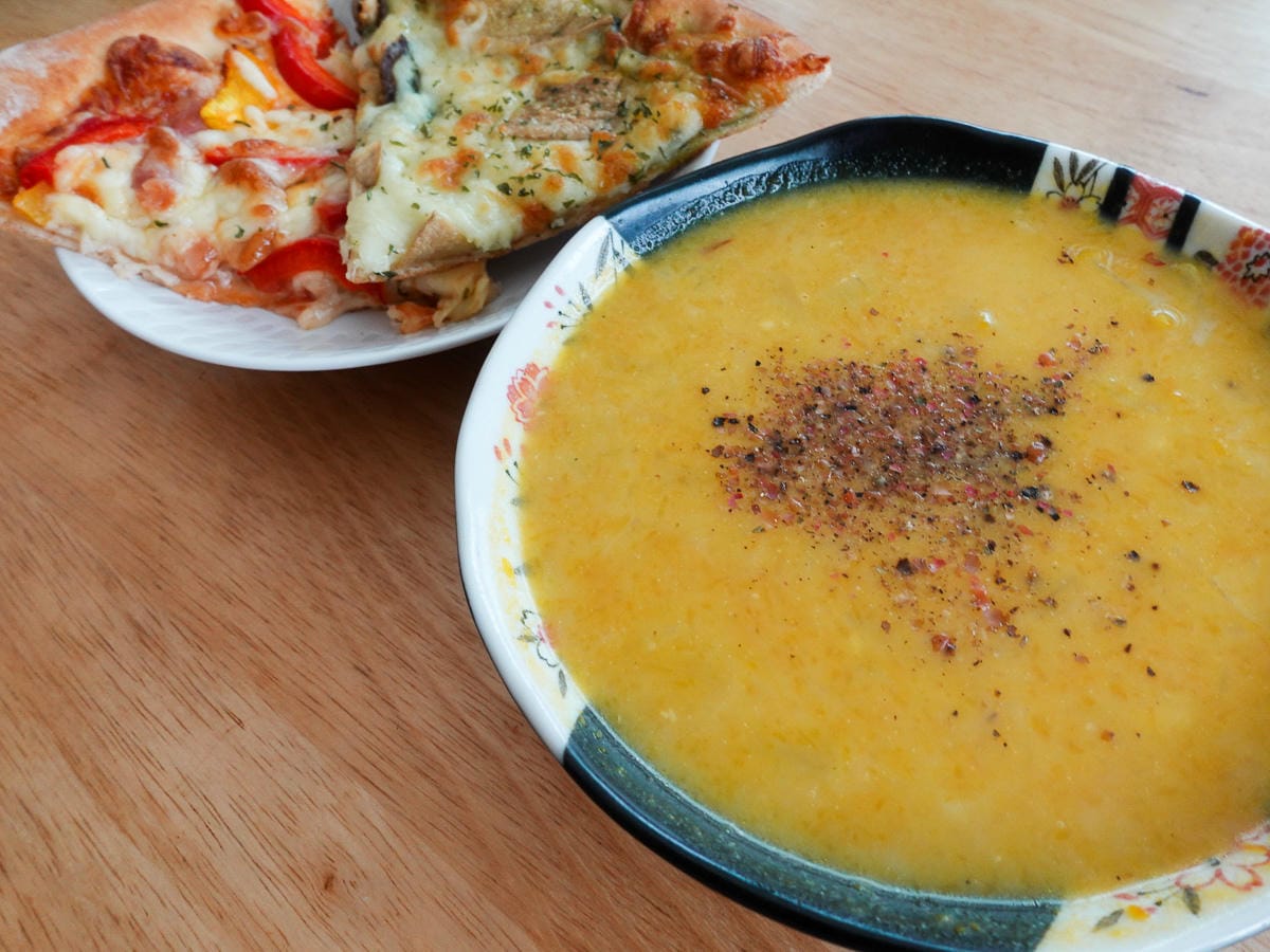 內湖手工披薩麵包 幸福窯烤 天然發酵不添加的原始美味 10 分鐘上菜 - 第9張圖 內湖手工披薩麵包 幸福窯烤 天然發酵不添加的原始美味 10 分鐘上菜