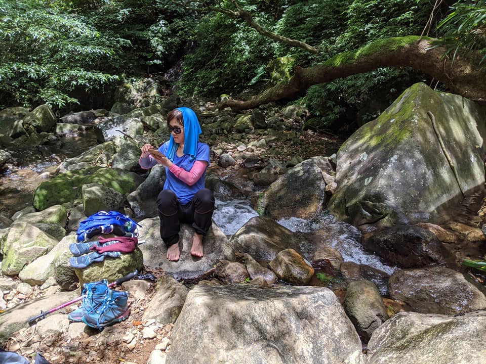 小觀音山群峰中O縱走 小觀音西峰 西西峰 清風崙 下切溪谷前進大屯溪 - 第24張圖 小觀音山步道群峰連峰中O縱走