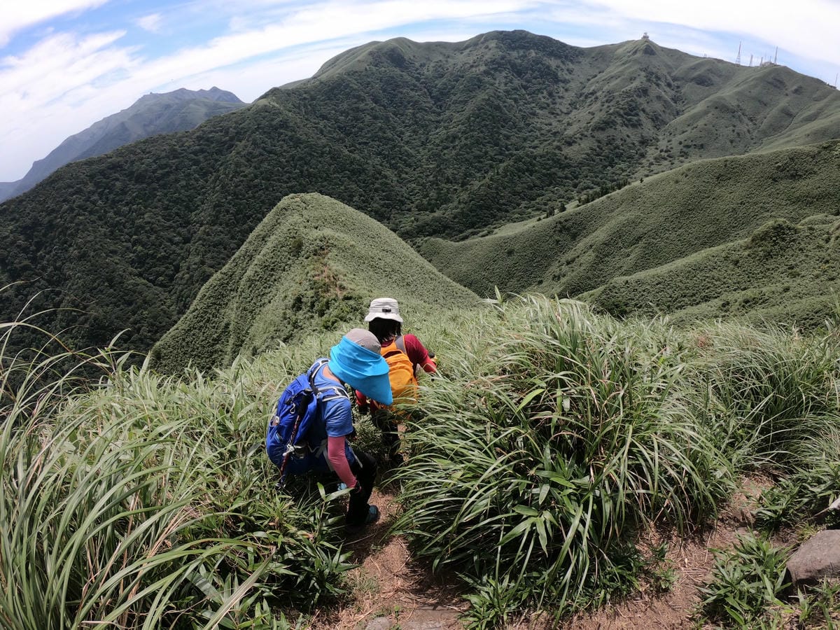 小觀音山群峰中O縱走 小觀音西峰 西西峰 清風崙 下切溪谷前進大屯溪 - 第13張圖 小觀音山步道群峰連峰中O縱走