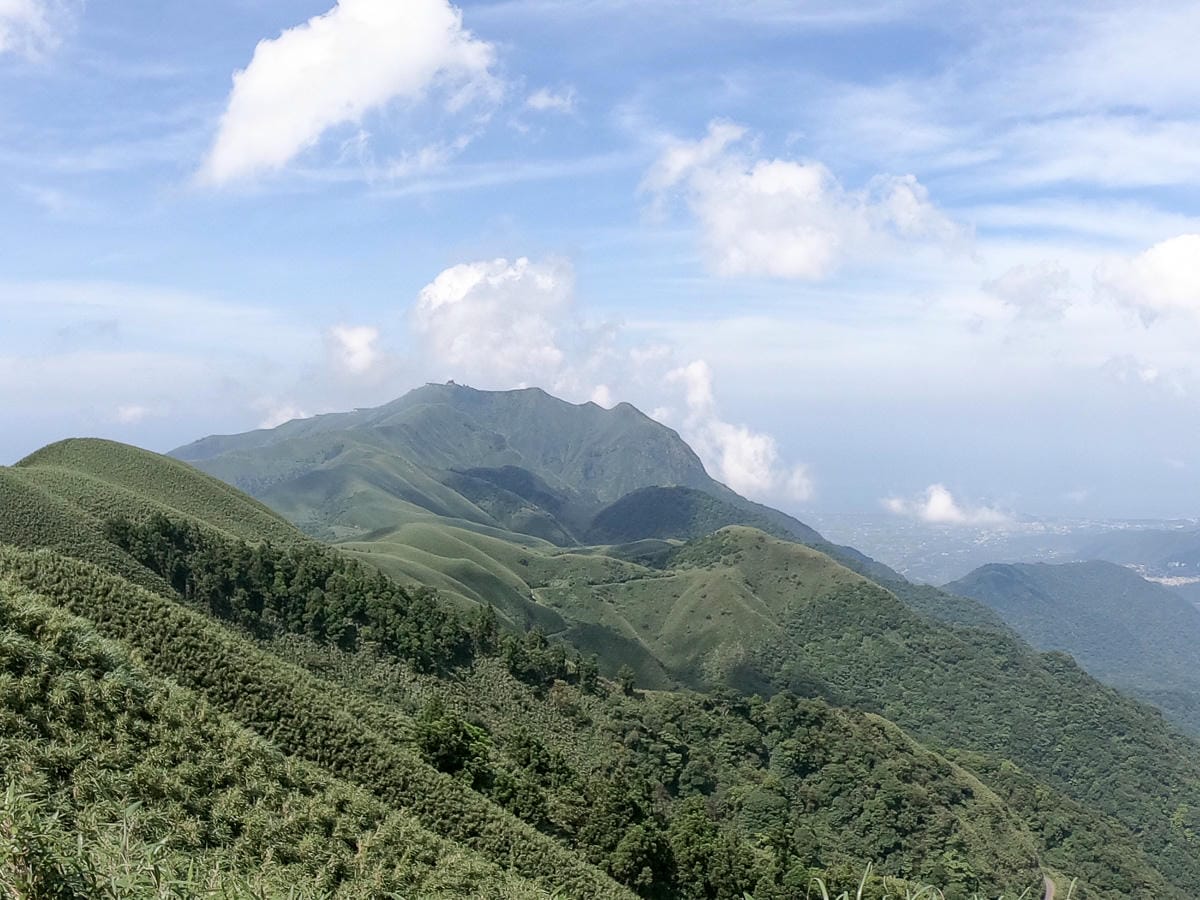 小觀音山群峰中O縱走 小觀音西峰 西西峰 清風崙 下切溪谷前進大屯溪 - 第40張圖 小觀音山群峰中O縱走 小觀音西峰 西西峰 清風崙 下切溪谷前進大屯溪