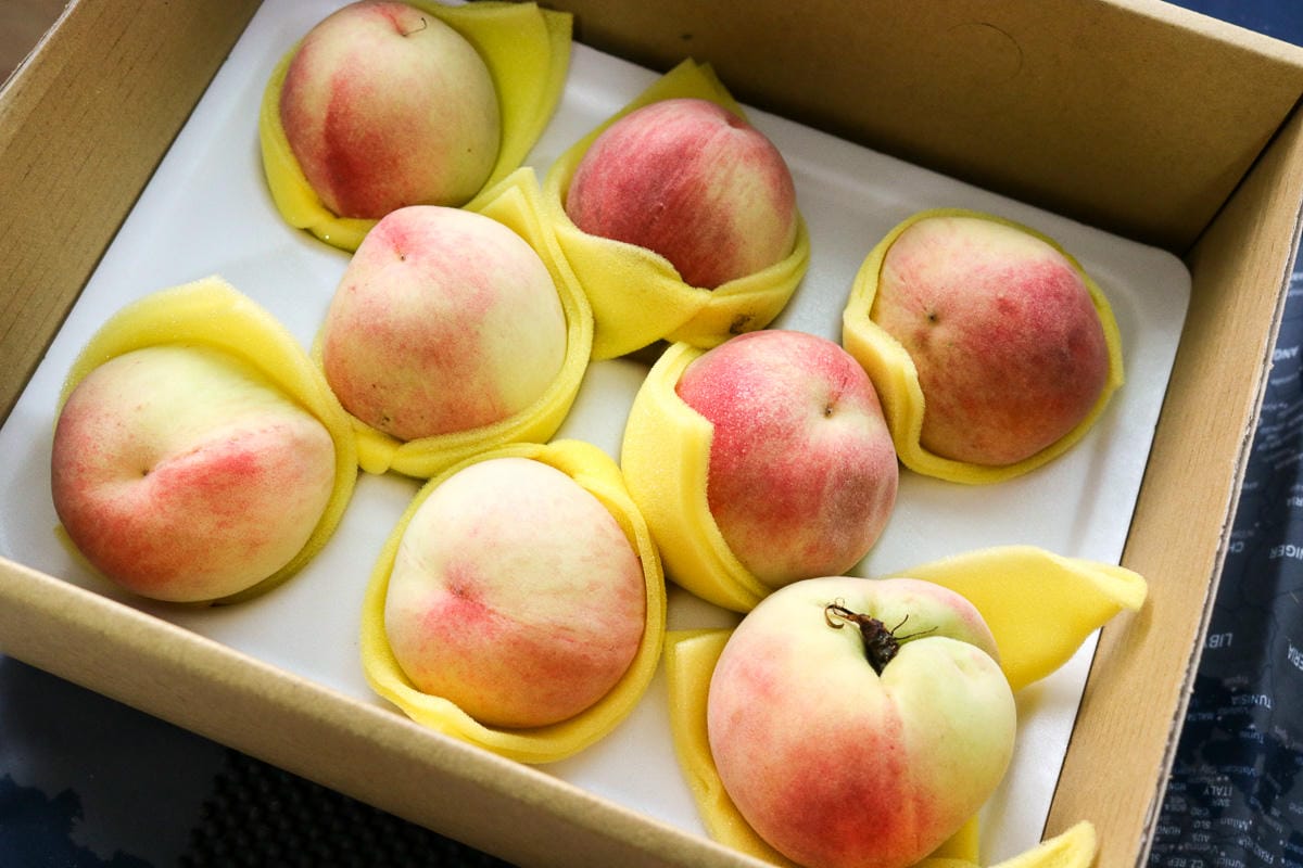 復興鄉拉拉山水蜜桃好吃到流湯 現採免運老蝦開團