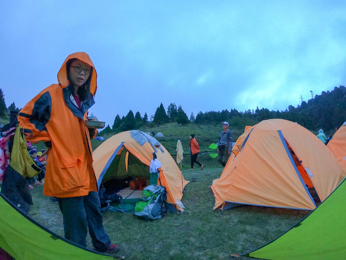 宜蘭加羅湖 加太縱走兩日露營太平山 倒木跨到飽會吃鞋的泥沼(中