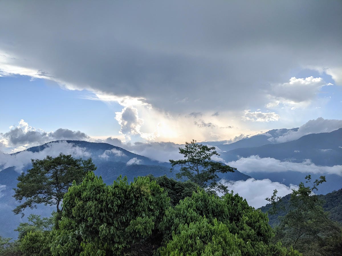 清境雲香園餐坊 邊吃邊賞雲海 雲香園自製辣椒也太美味 - 第2張圖 清境雲香園餐坊 邊吃邊賞雲海 雲香園自製辣椒也太美味