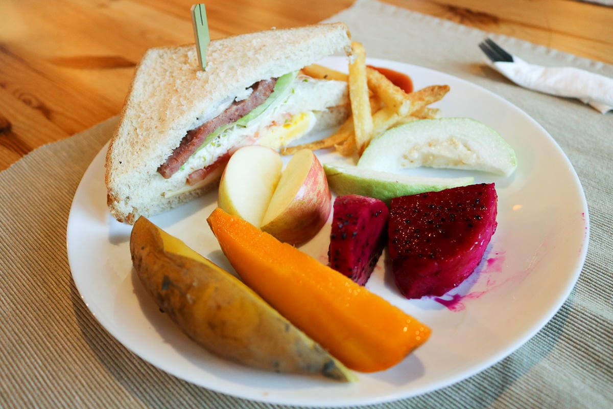 南投望鄉部落最棒旅館 達芭凱花園民宿與他的超狂原住民風味餐