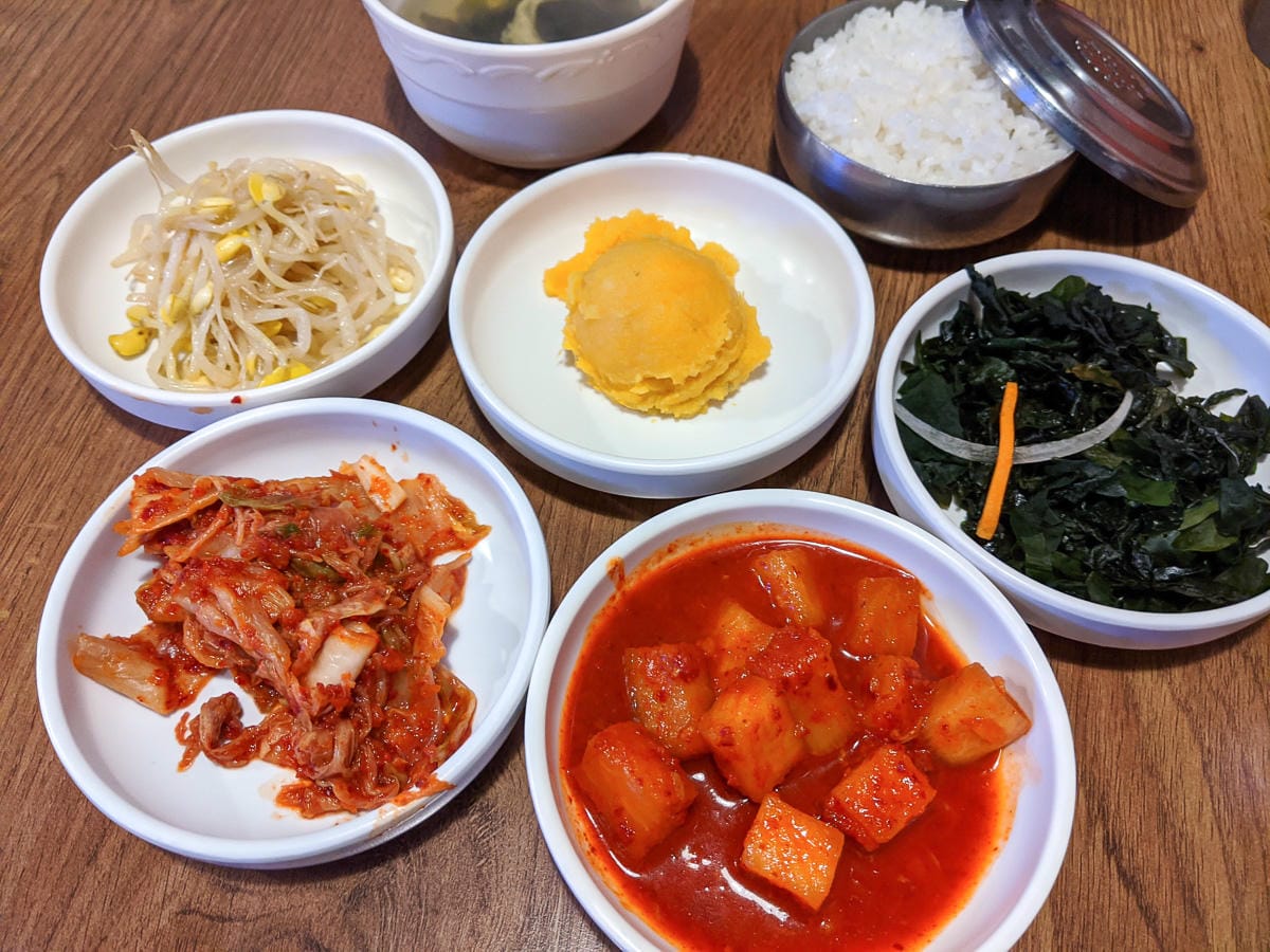 中和美食 金花子韓國料理捷運永安市場假日有開平價小菜吃到飽