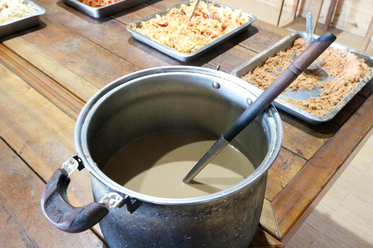 奇萊南華三天兩夜 奇萊南峰南華山 滾動在金色大草原上享樂大自然