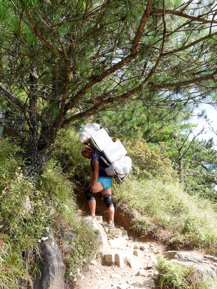 三六九山莊入住感想 雪山新手雪霸宿營地抽籤搶床位