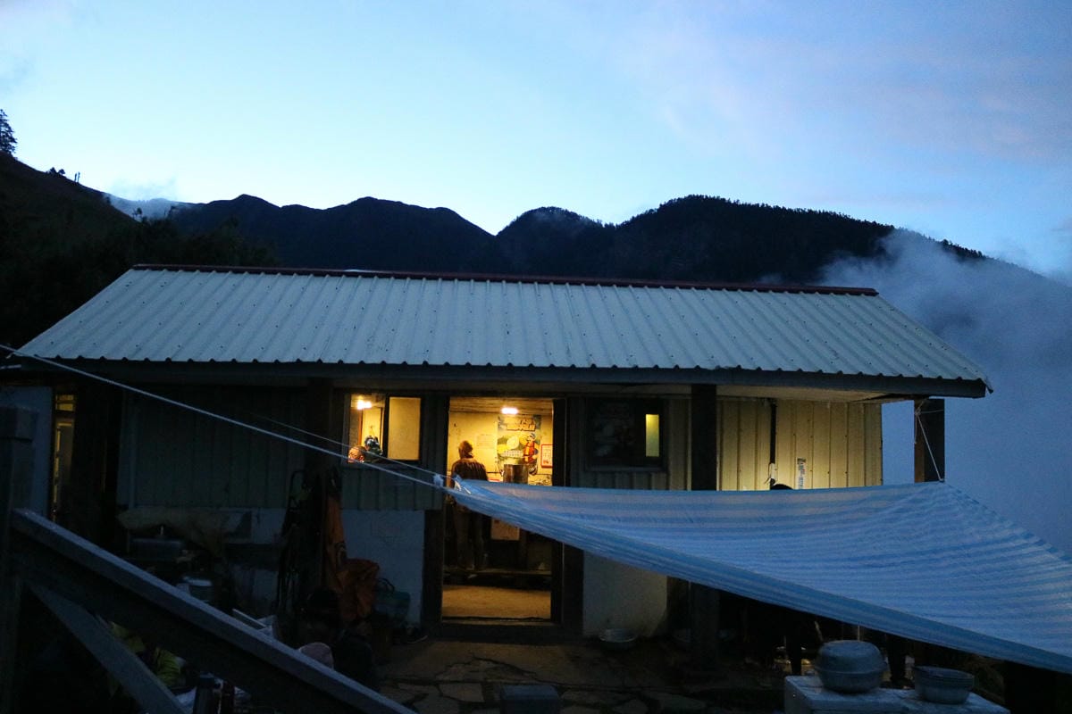 三六九山莊入住感想 雪山新手雪霸宿營地抽籤搶床位