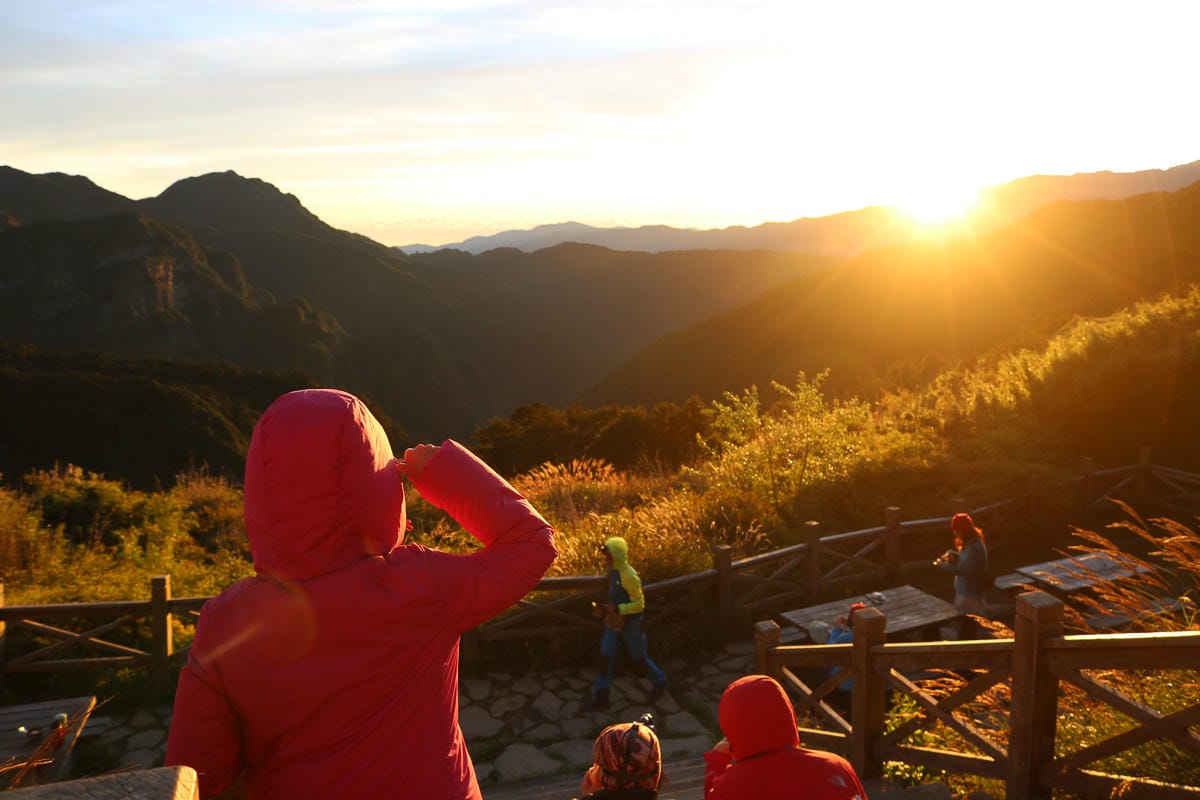 三六九山莊入住感想 雪山新手雪霸宿營地抽籤搶床位