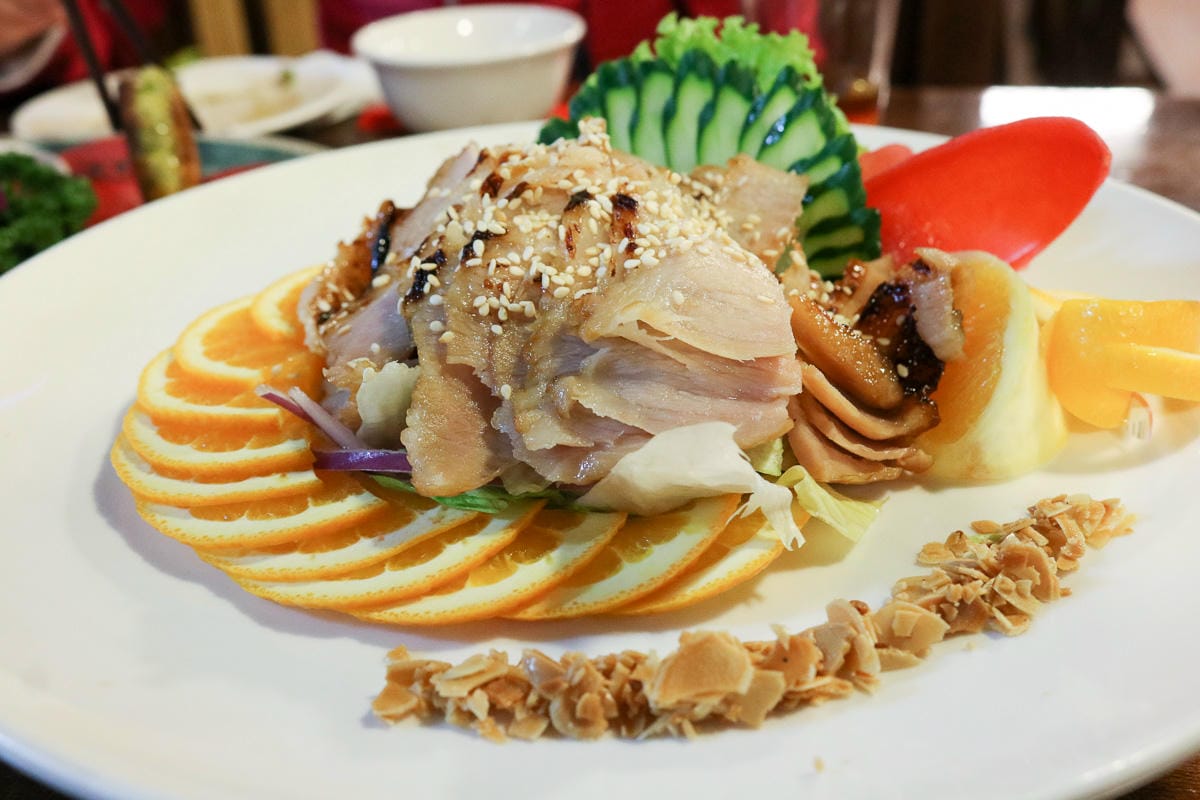 羅東年年小館 在地司機推薦宜蘭風味餐下山來吃慶功宴超棒