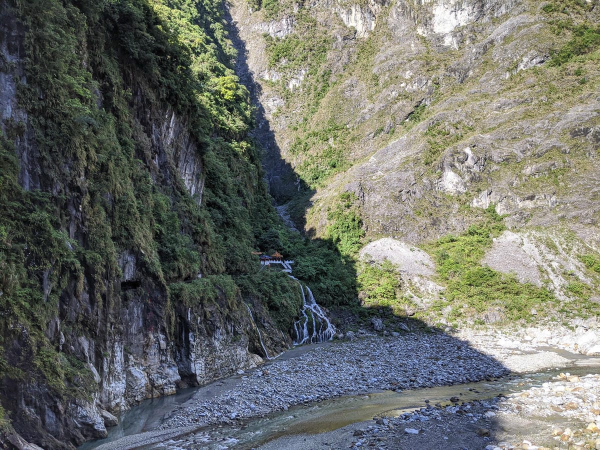 花蓮太魯閣馬拉松 我的初次半馬把自己打殘人生何苦這樣