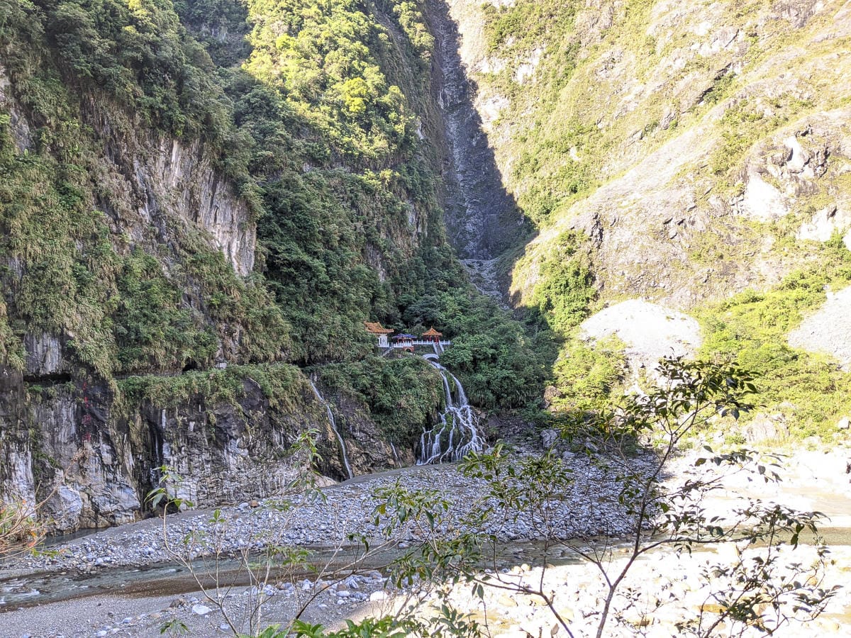 花蓮太魯閣馬拉松 我的初次半馬把自己打殘人生何苦這樣