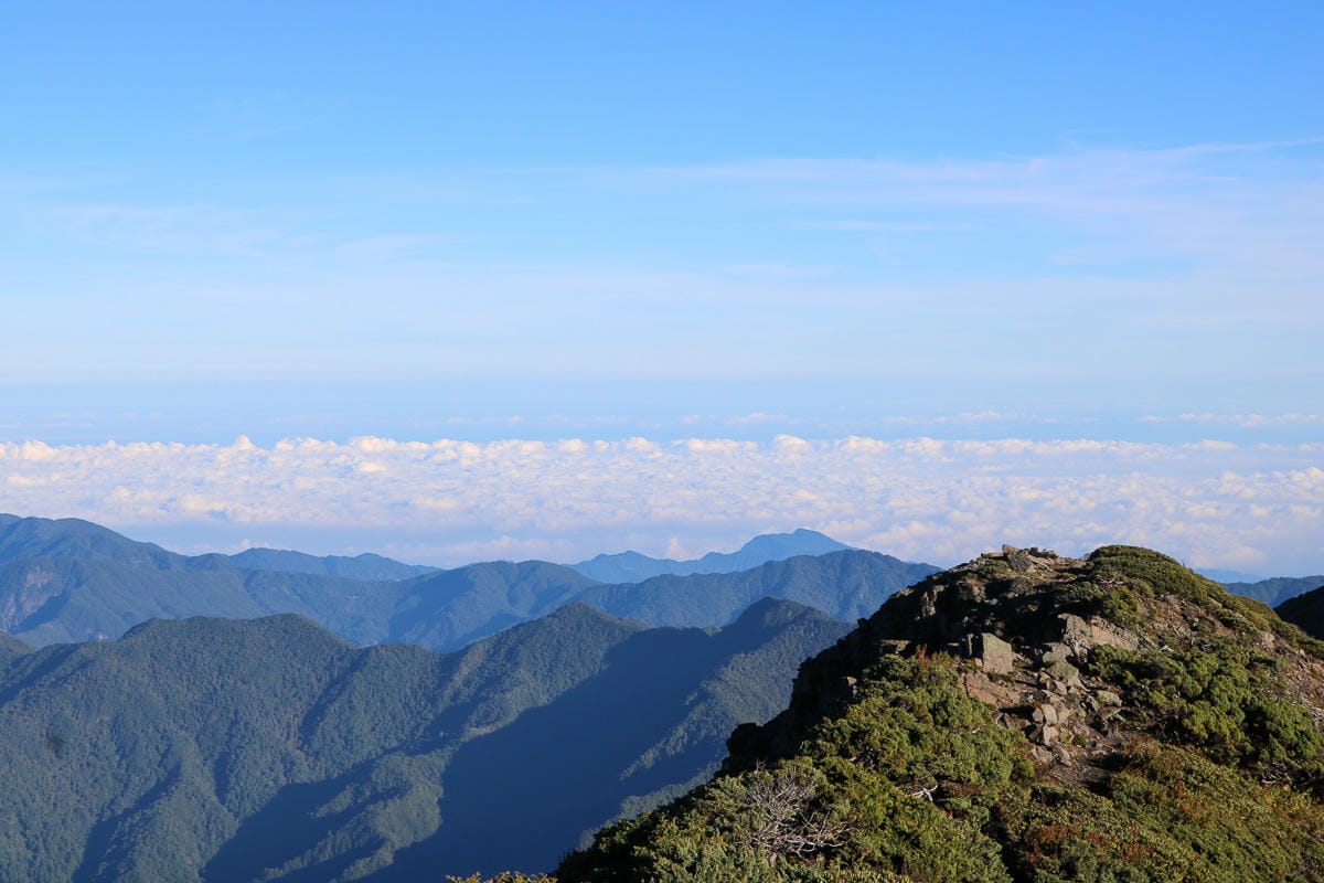 雪山三天兩夜 台灣第二高峰雪山黑森林圈谷好美碎石坡我也甘願