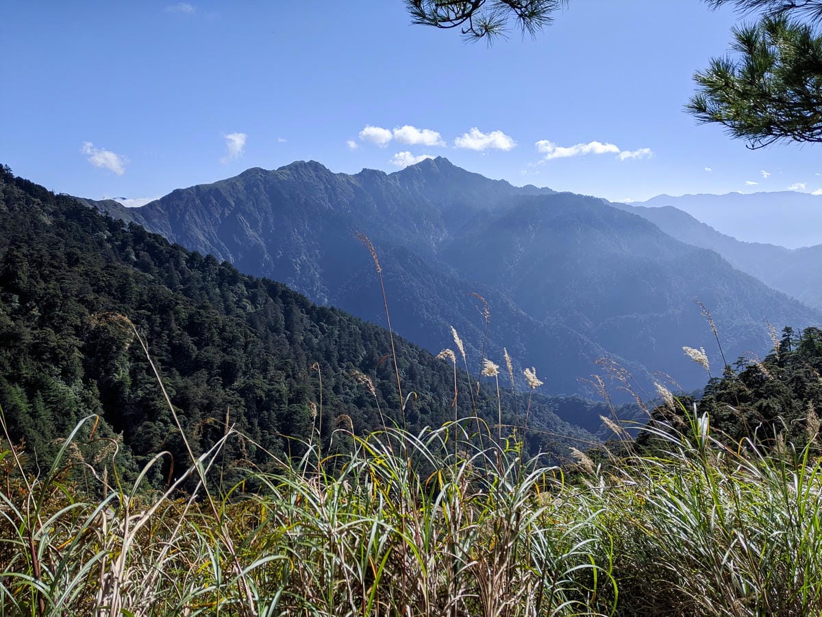 奇萊南華兩天一夜抽籤天池 百岳新手單日狂走30公里的真面目