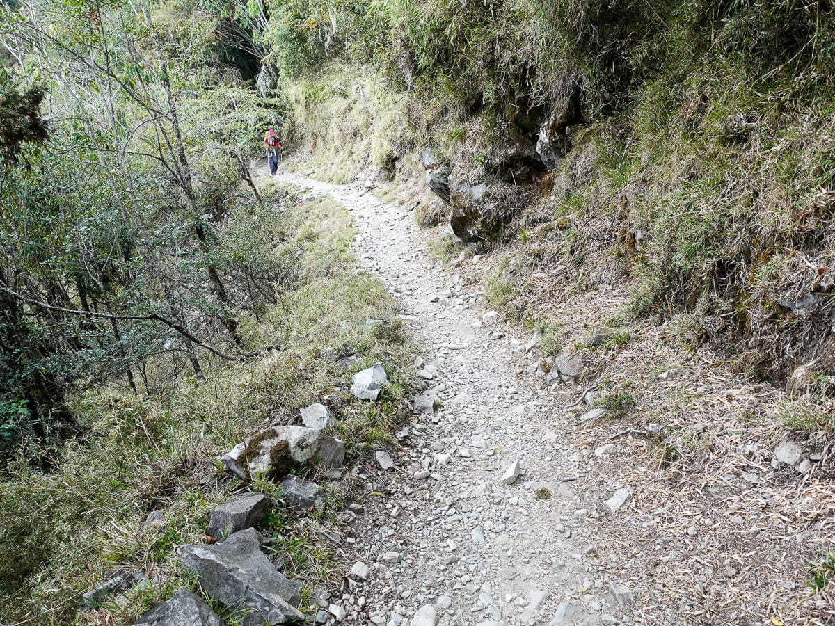 一生只爬這次 玉山前峰單攻感想 無敵厭世石瀑是噩夢不是百岳新手入門