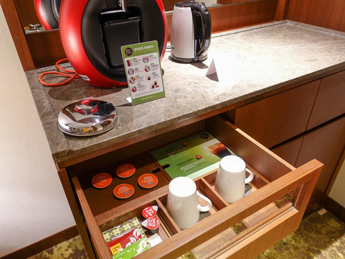 台北南港高鐵六福萬怡酒店住一晚 自助早餐敘日全日餐廳不錯吃 - 第3張圖 台北南港高鐵六福萬怡酒店住一晚 自助早餐敘日全日餐廳不錯吃