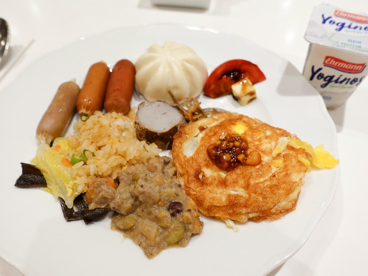 台北南港高鐵六福萬怡酒店住一晚 自助早餐敘日全日餐廳不錯吃 - 第12張圖 台北南港高鐵六福萬怡酒店住一晚 自助早餐敘日全日餐廳不錯吃