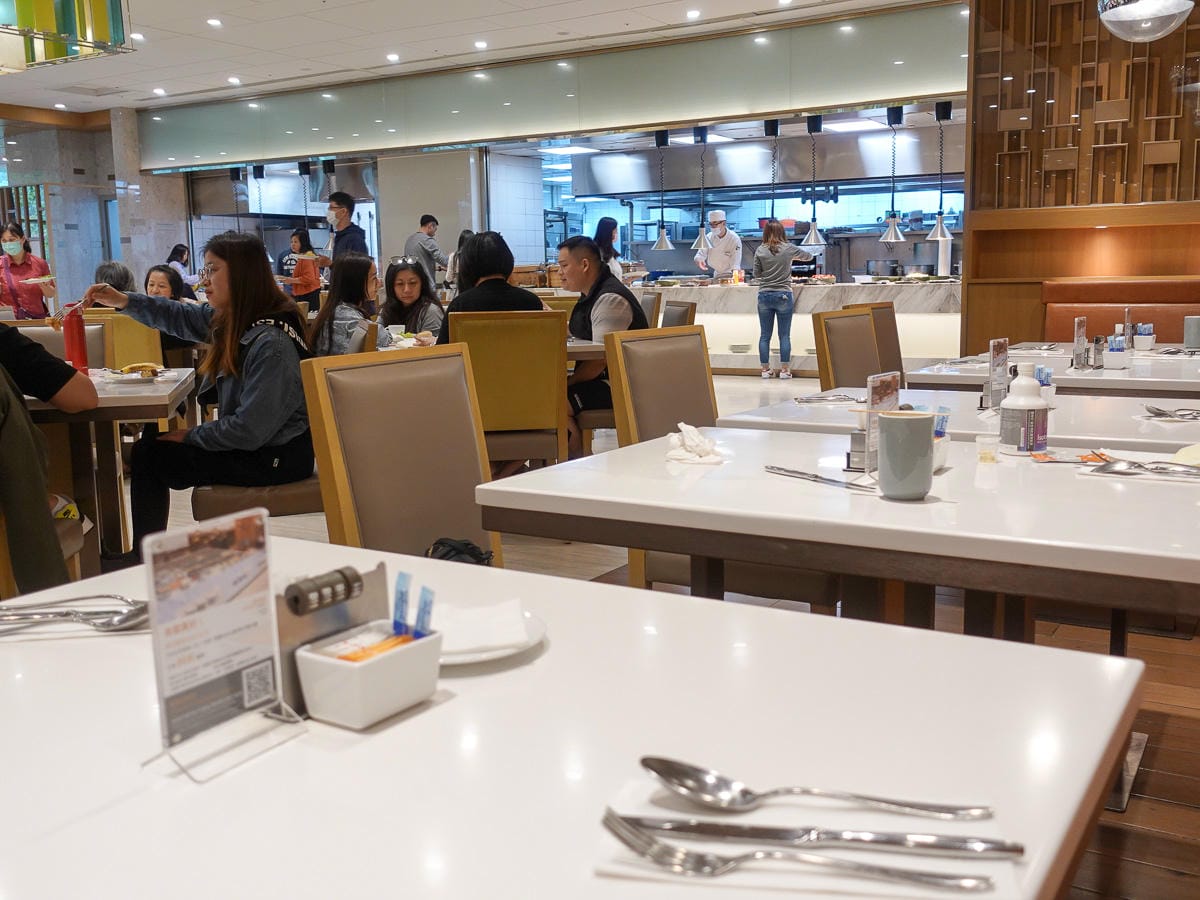 台北南港高鐵六福萬怡酒店住一晚 自助早餐敘日全日餐廳不錯吃 - 第39張圖 台北南港高鐵六福萬怡酒店住一晚 自助早餐敘日全日餐廳不錯吃