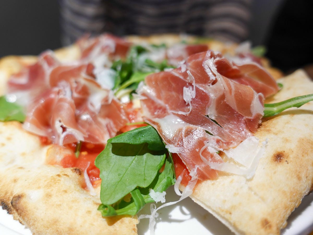 台北推薦窯烤披薩 BANCO八德店 PIZZA自製生麵披薩果然好吃